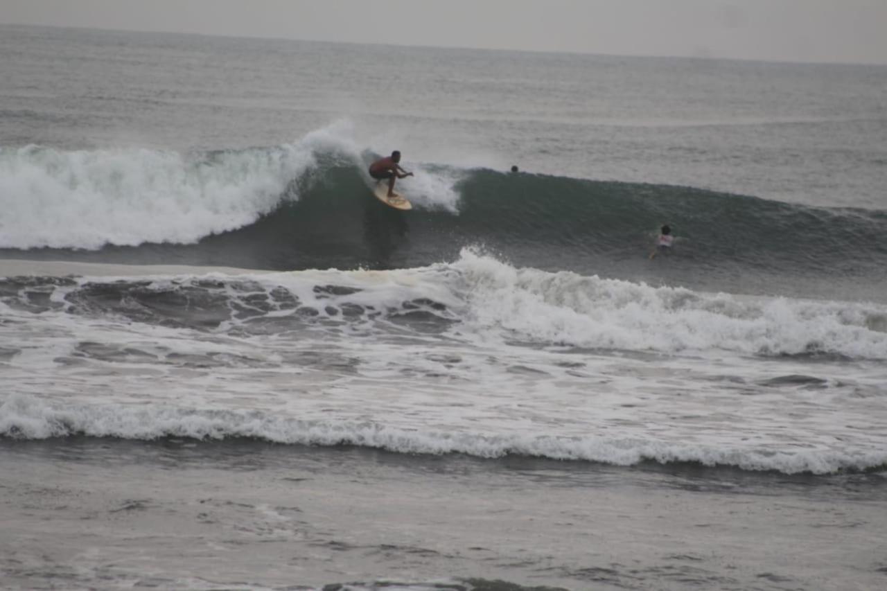 The Nyamo Surf & Stay Pulukan Exterior foto