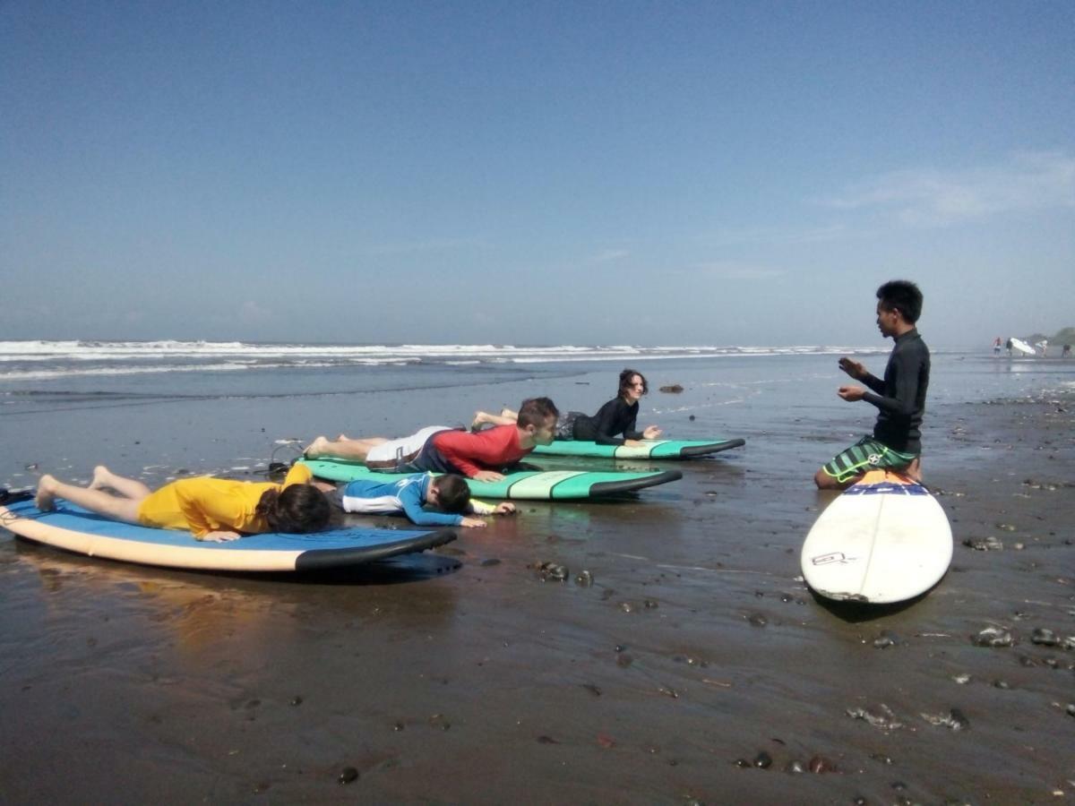 The Nyamo Surf & Stay Pulukan Exterior foto