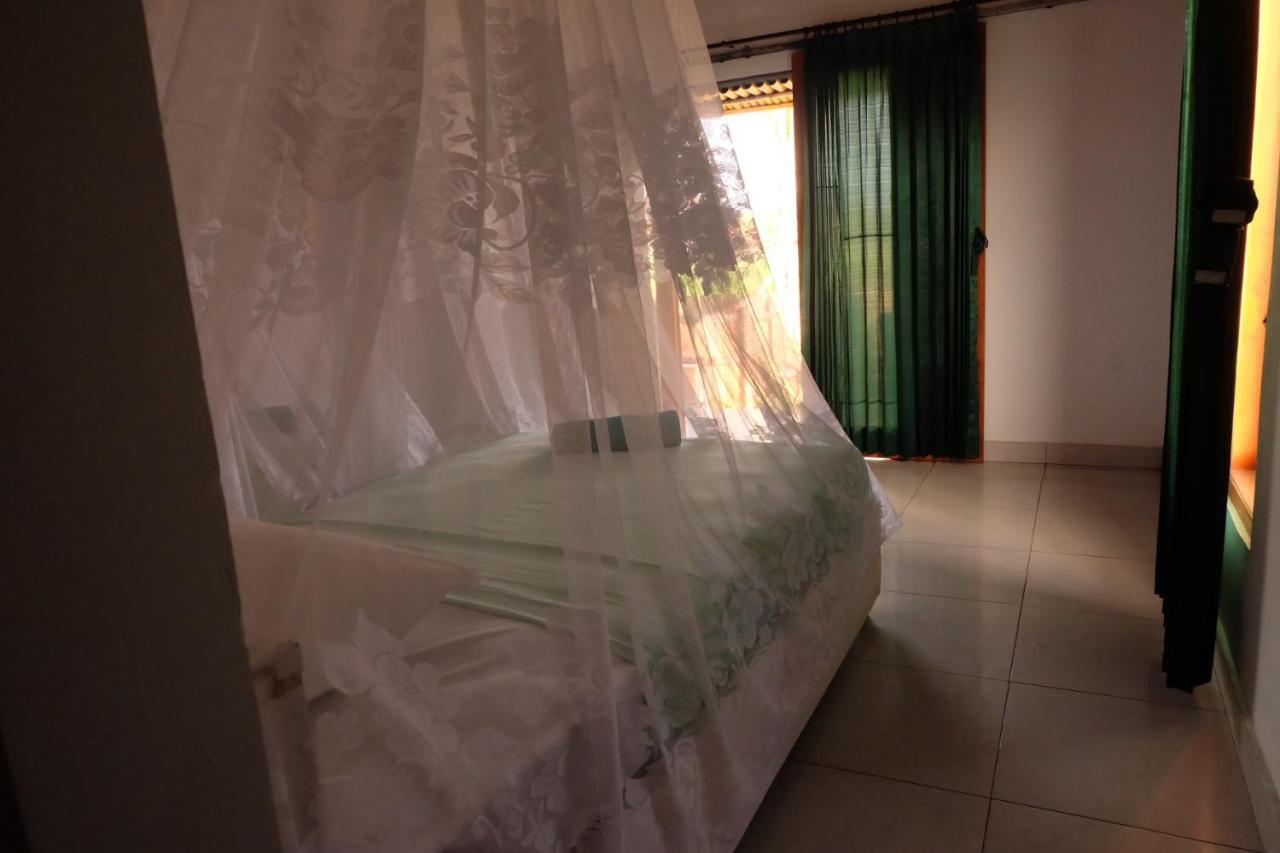 The Nyamo Surf & Stay Pulukan Exterior foto